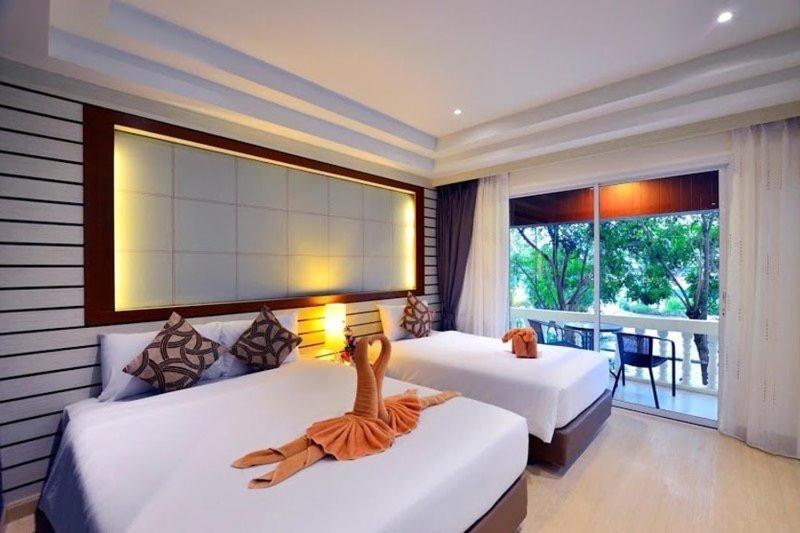 Windmill Resort Hotel Pattaya Exterior foto